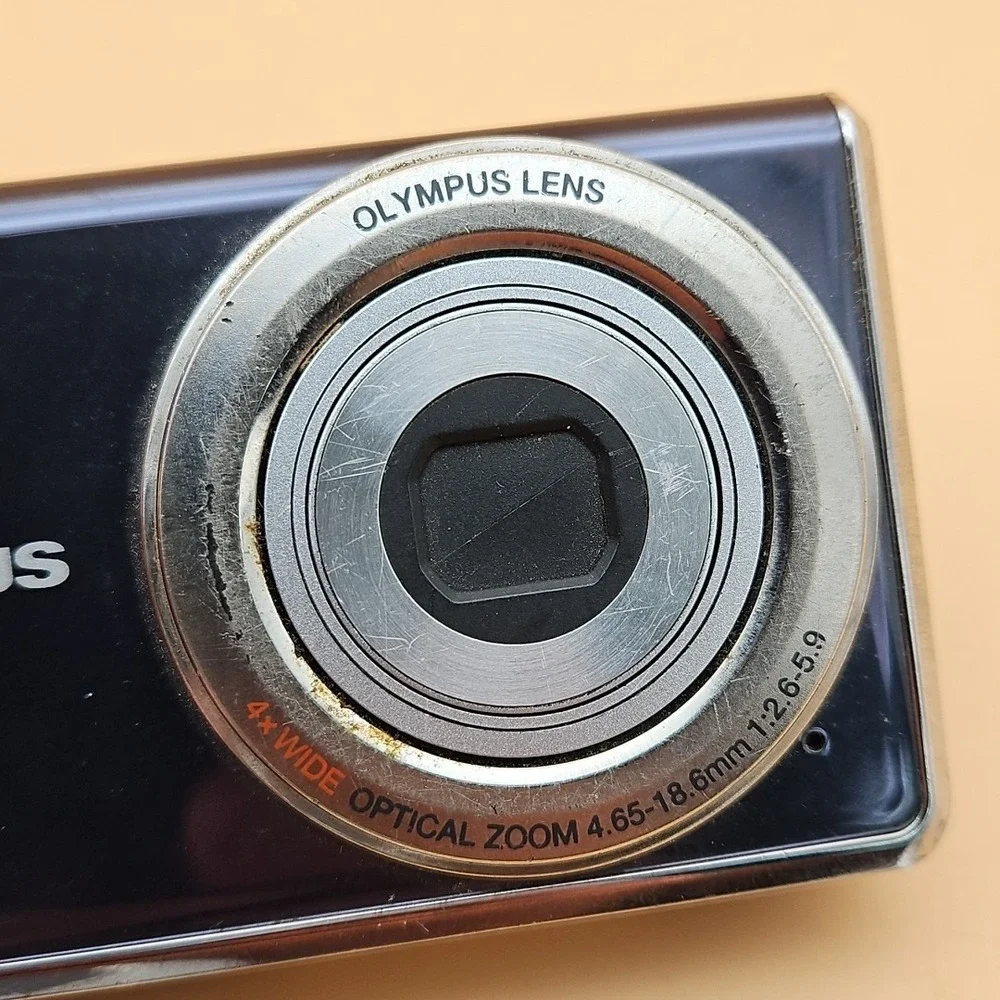 OLYMPUS FE-4010 Digital Camera - Untested As Is For Parts No Battery